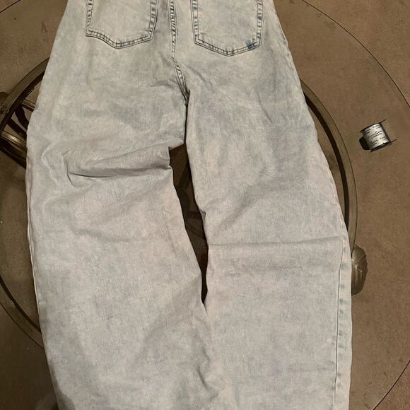 So wide leg light wash flare jeans - Picture 4 of 5